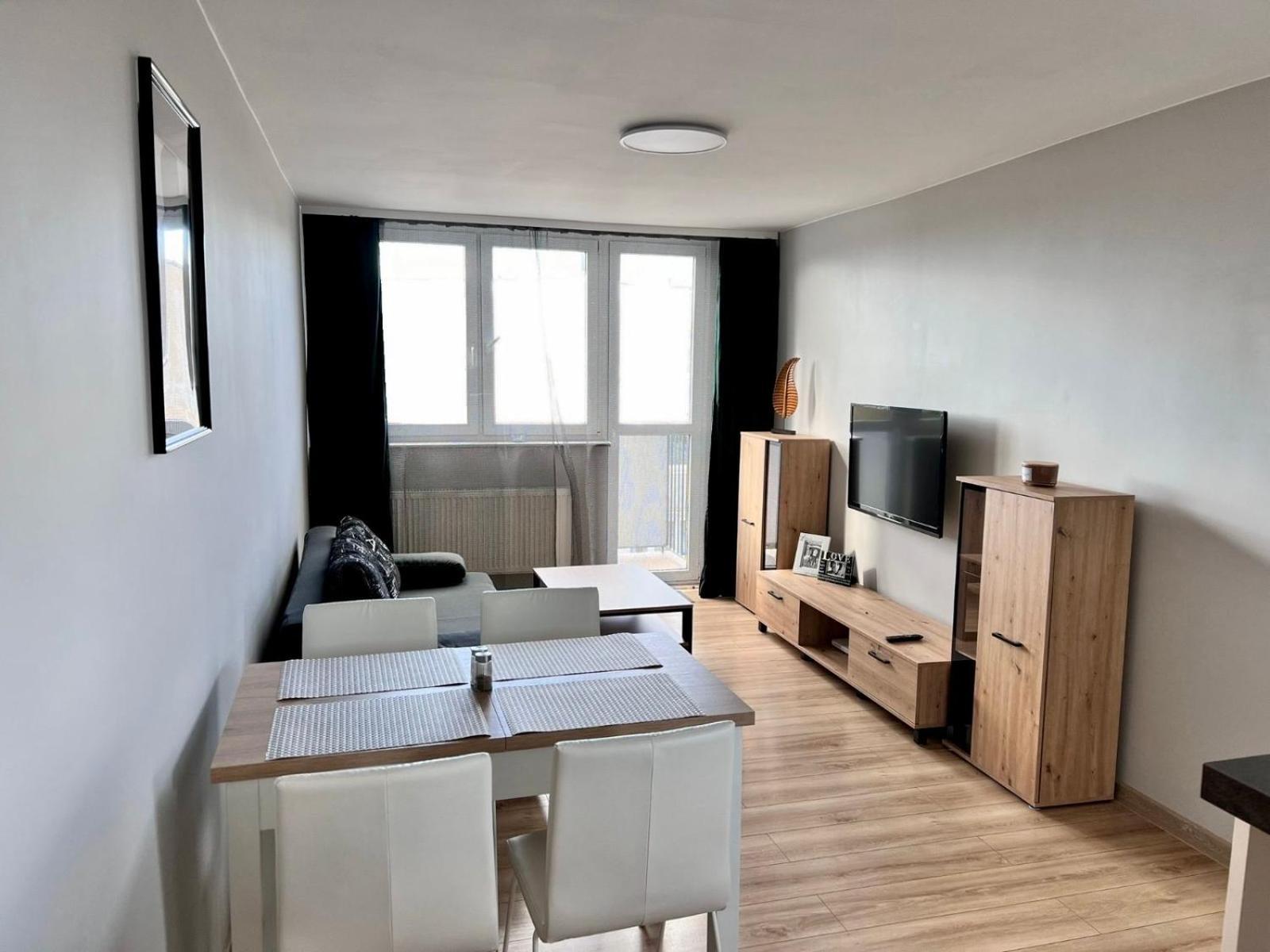 Apartament Piast Ostrów Wielkopolski Esterno foto